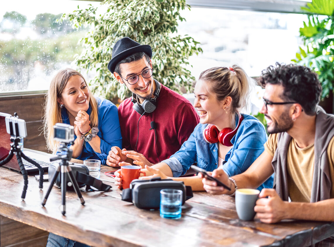 Cross Media Cafe Gen Z